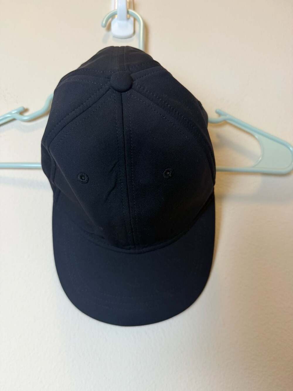 Lululemon Athletica Black Ball Cap Hat